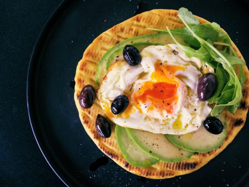 Flat pizza sample on flour mushroom are nice