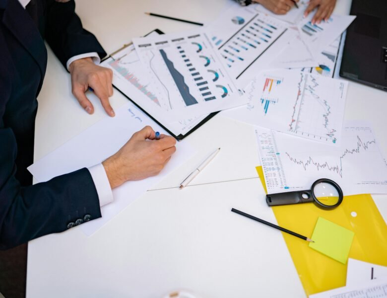 🧭 How to Value a Website: Traffic, Intent, Real Value, and Expert Analysis